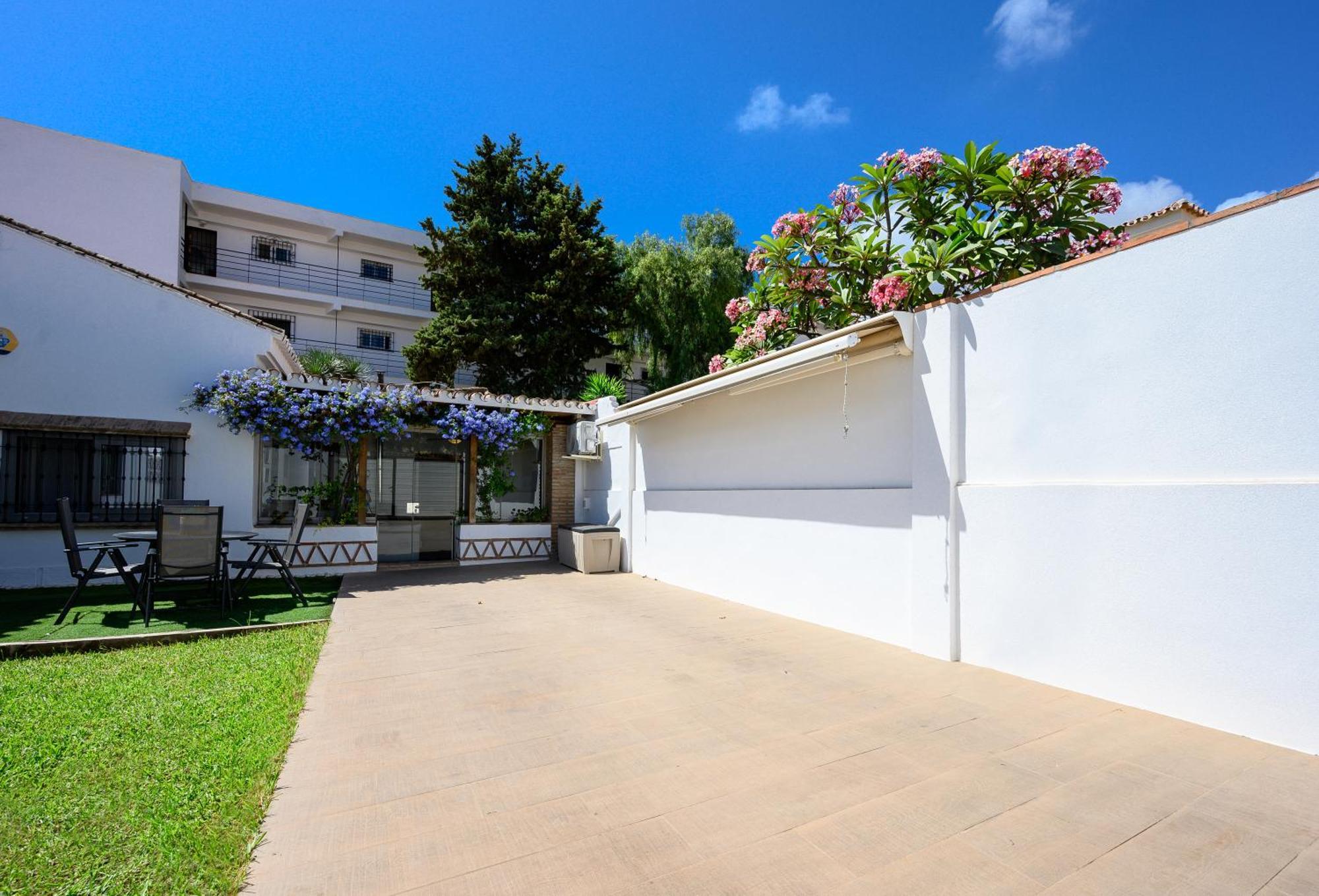 Chalet En Puerto Marina Benalmadena Exterior photo